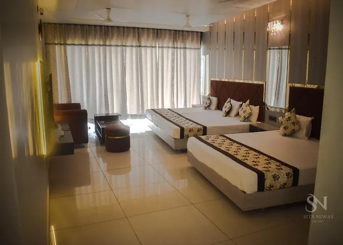 Hotel Sita Niwas