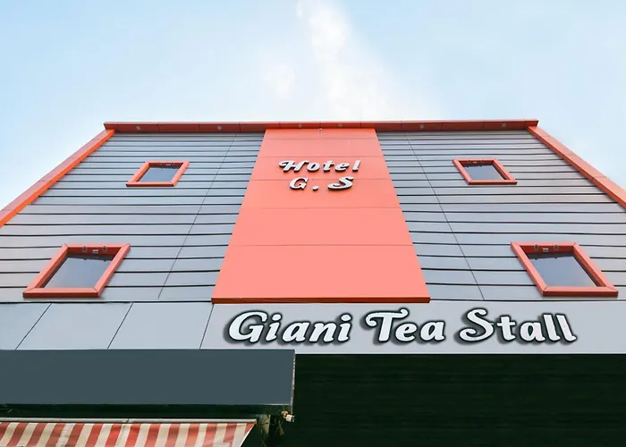 Oyo Flagship G.S Hotel
