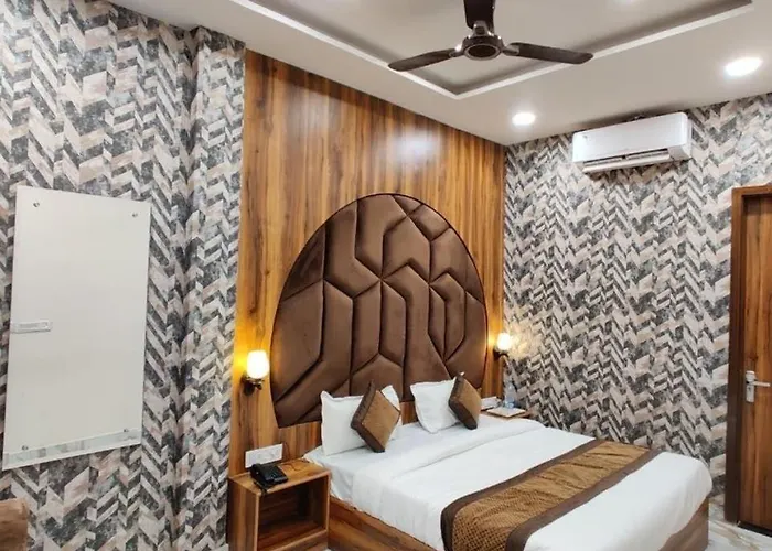 Hotel Gs Amritsar 200 Mtr From Golden Temple