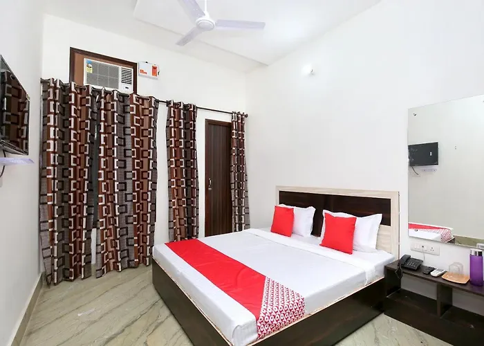 Oyo 24666 Samar Residency
