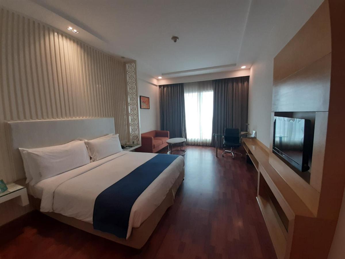 Ranjit Avenue By Ihg Hotel 4*