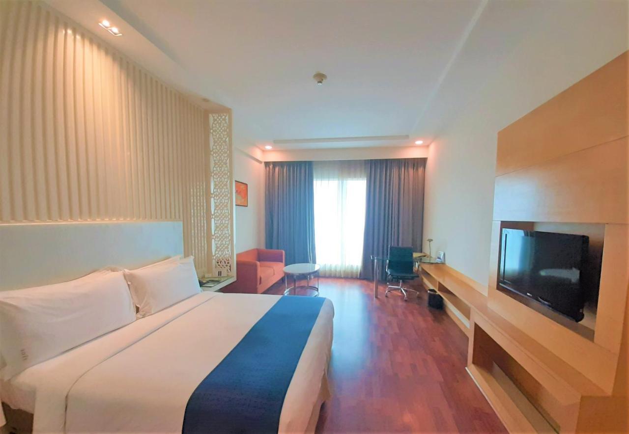 Ranjit Avenue By Ihg Hotel 4*