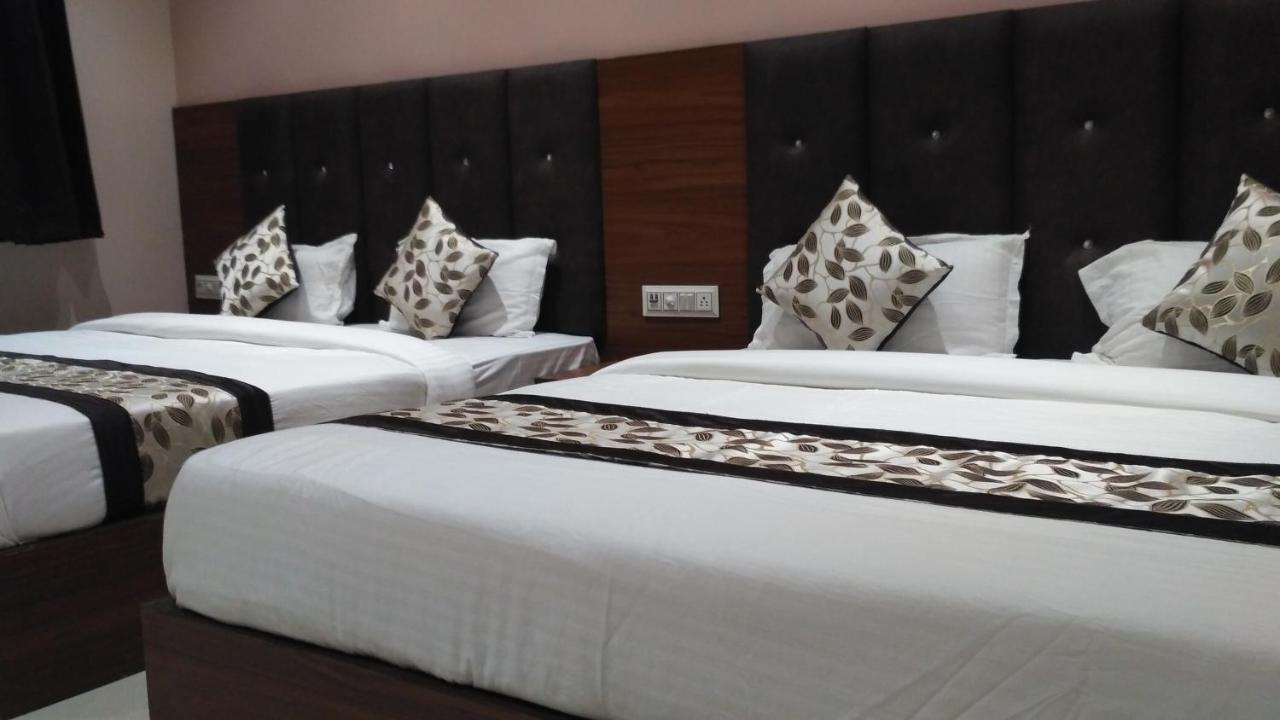 Anchit - Walking Distance To Golden Temple Hotel Amritsar