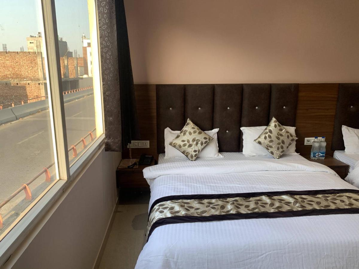 Anchit - Walking Distance To Golden Temple Hotel