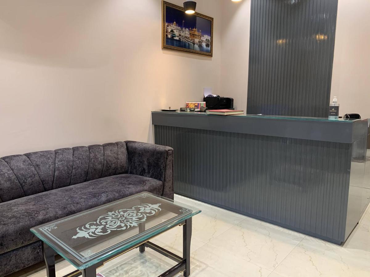 Anchit - Walking Distance To Golden Temple Hotel 3*