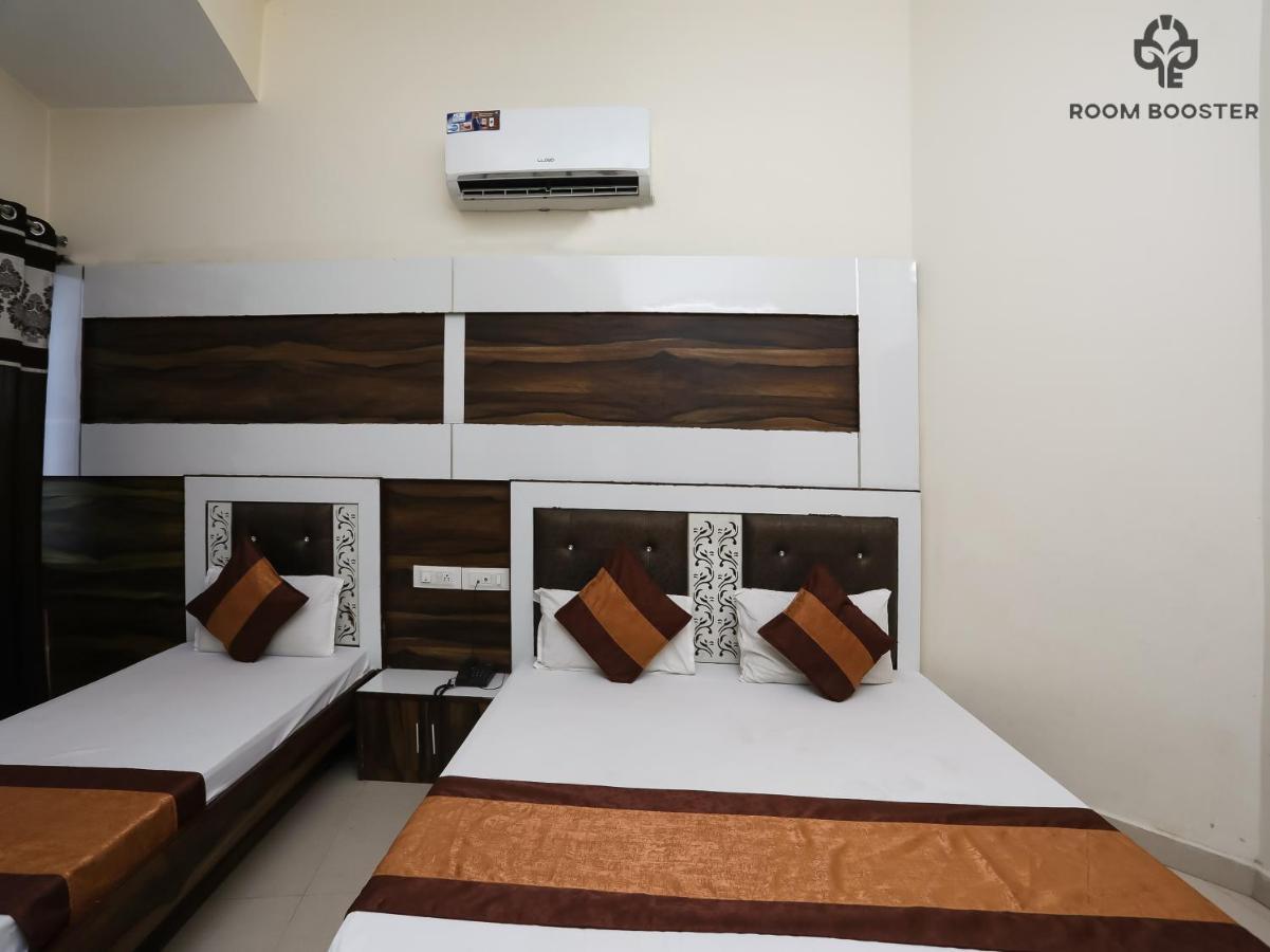 Hotel Sehmi's Rest 3*
