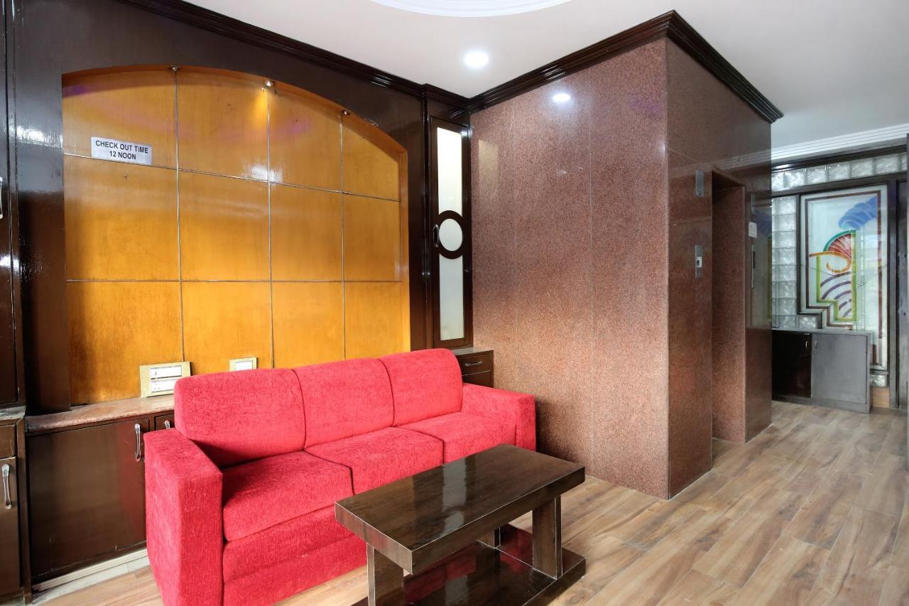 Hotel Oyo 12354 Sangreela 3*