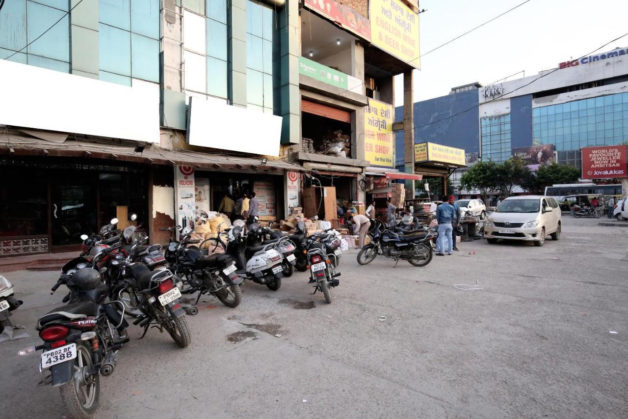 Oyo 12354 Sangreela Hotel Amritsar
