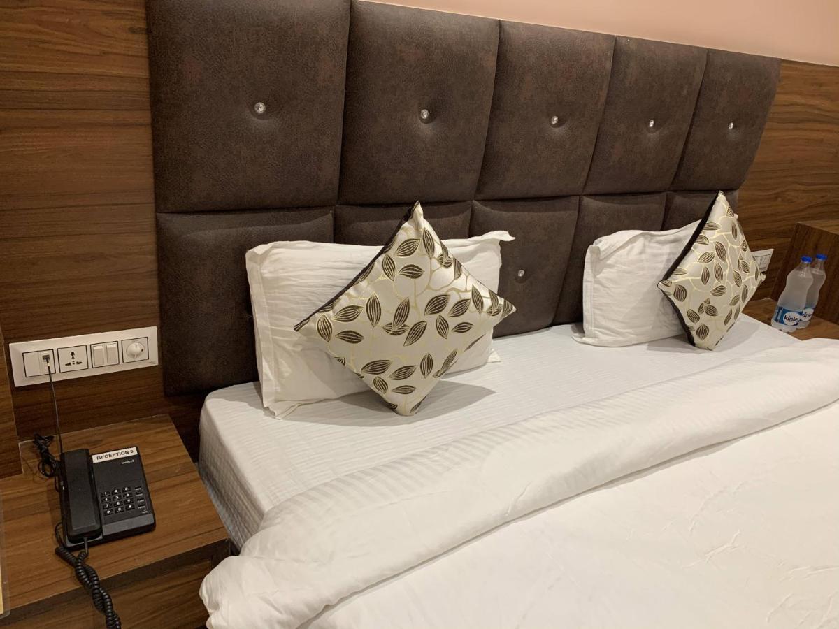 Anchit - Walking Distance To Golden Temple Hotel