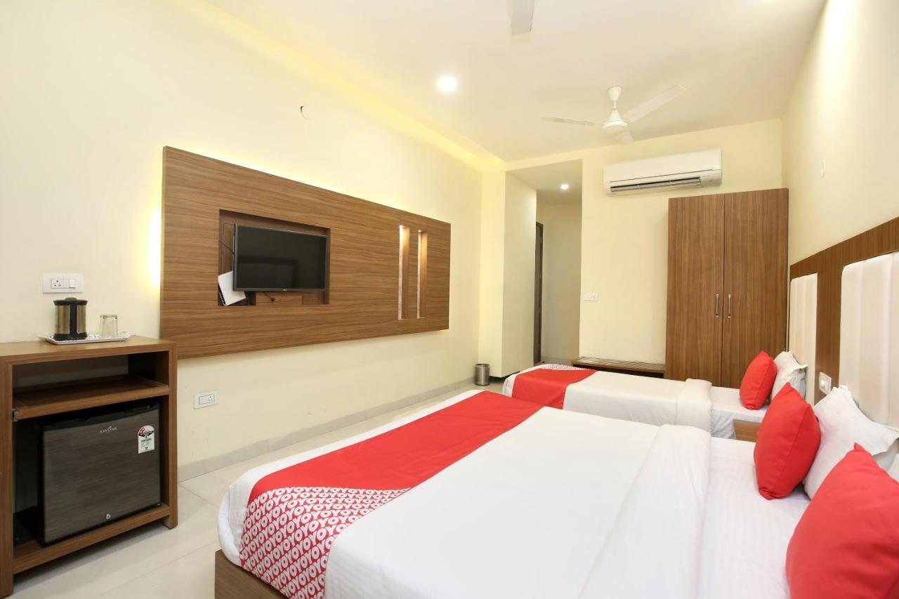 Capital O 8510 Welcome Hotel