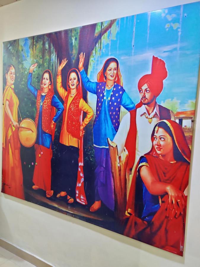 Bed & Breakfast Rujhan - Just 2 Minute Walking Distance From Golden Temple *