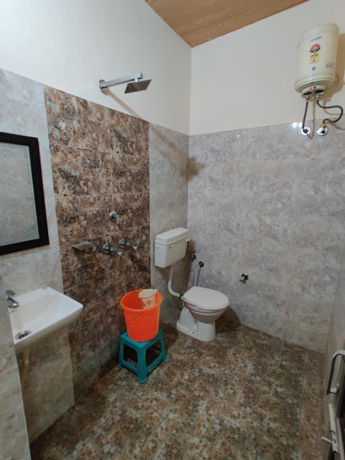 Rujhan - Just 2 Minute Walking Distance From Golden Temple *