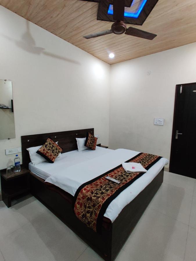 Rujhan - Just 2 Minute Walking Distance From Golden Temple Bed & Breakfast