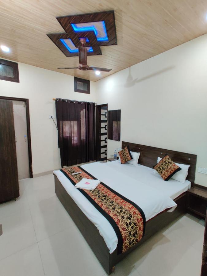 Bed & Breakfast Rujhan - Just 2 Minute Walking Distance From Golden Temple Amritsar