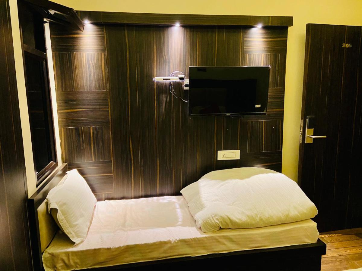 Hotel Kabir Residency