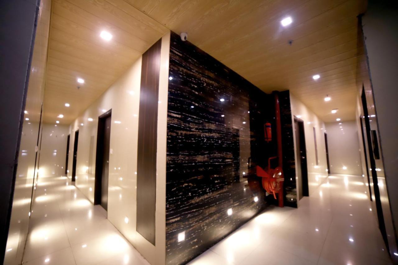 Star Light Hotel