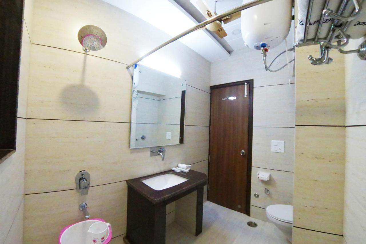 Hotel International 2 Min Walk From Bus Stand 3*