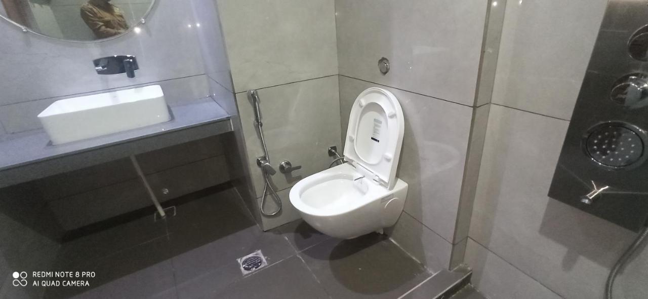 Hotel Sanjog International 3*