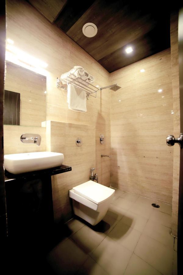 Star Light Hotel 3*