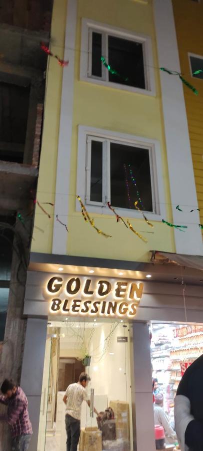 Golden Blessings 3*