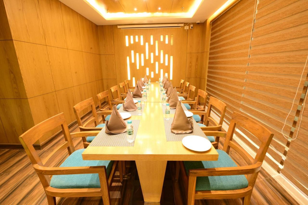 Hotel Surestay By Western
