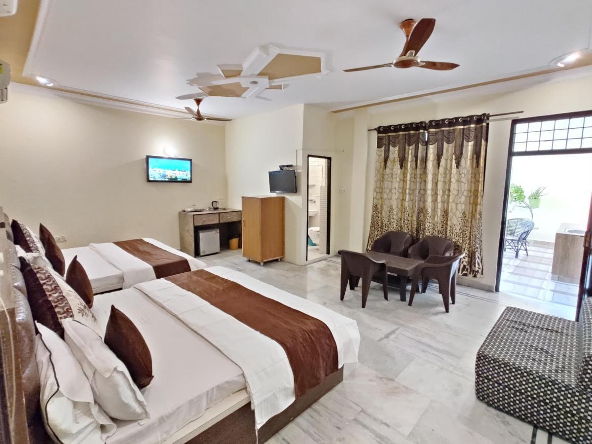 Vrinda Apartment *