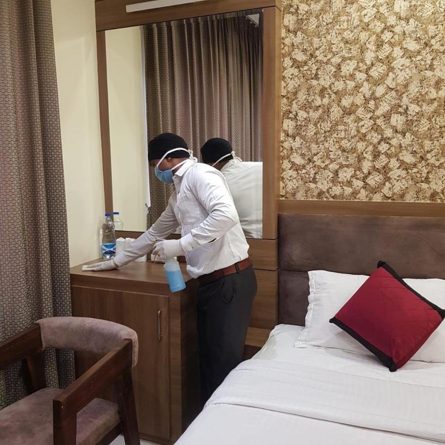 Hotel S.s Royal 3*