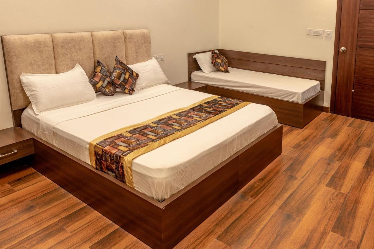 De Manora Homes - Unpretentious With A Garden , Posh Area Ranjit Avenue 4* Amritsar