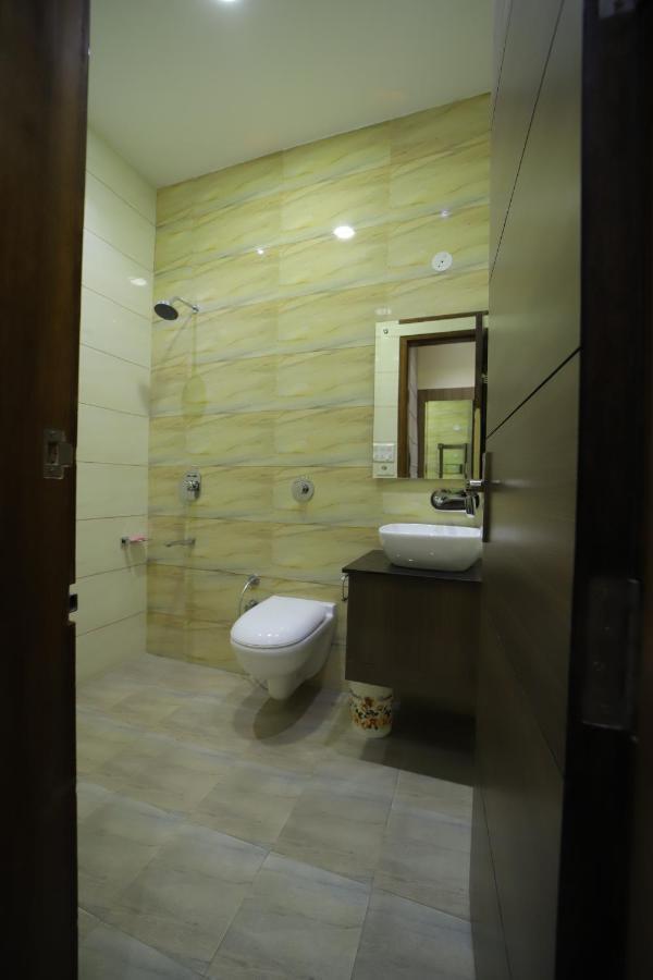Hotel S.s Royal