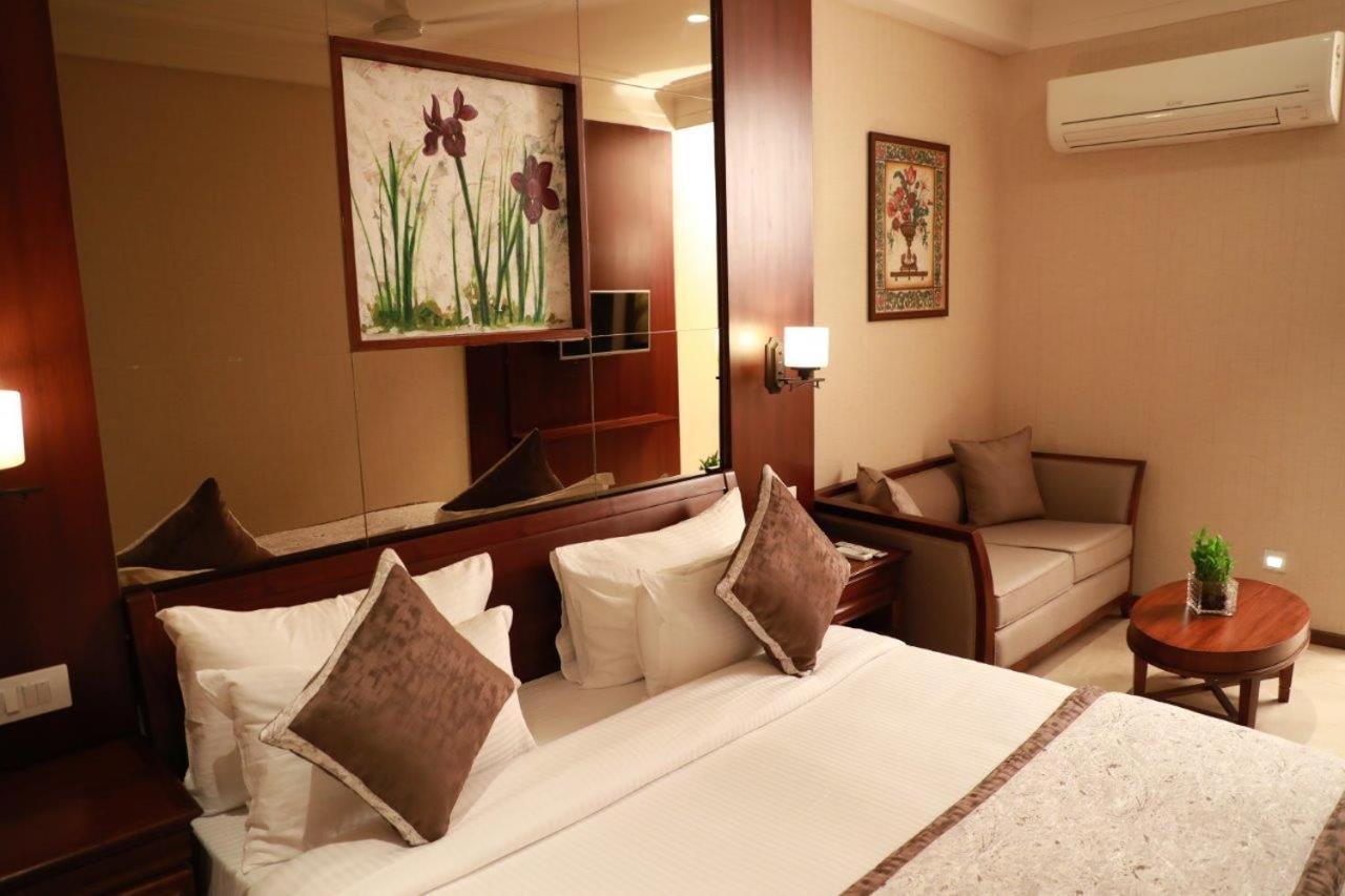 Golden Tower Near Heritage Street Hotel Amritsar