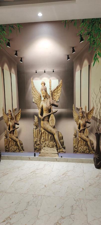Hotel Golden Blessings