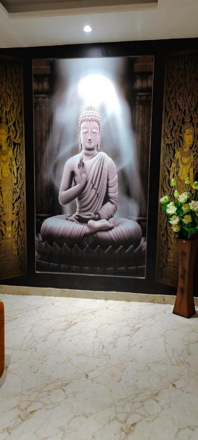 Golden Blessings Hotel 3*