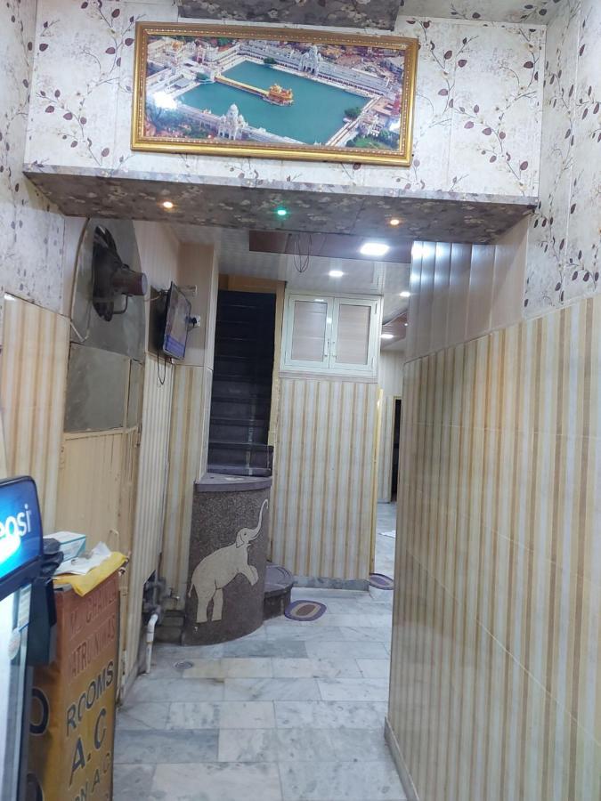 Mj Chawla Double Bed Attached Bathroom Homestay Amritsar