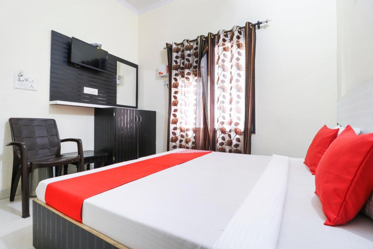 Hotel Oyo 12259 Radha Krishan