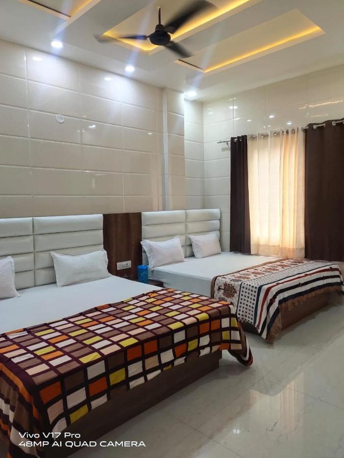 Hotel Jasneet 3*