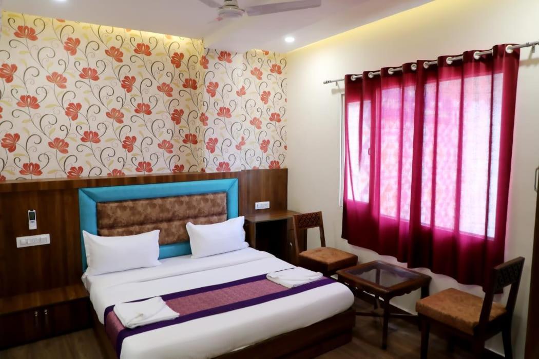 Hotel Royal Villa II By Shrigo Hotels Hotel 4*
