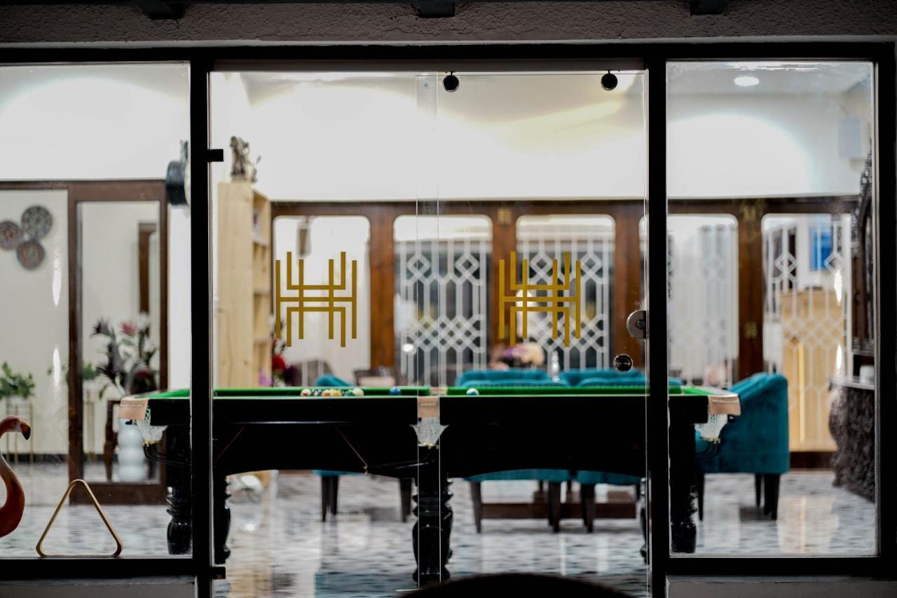 Housewood Villas Hotel *