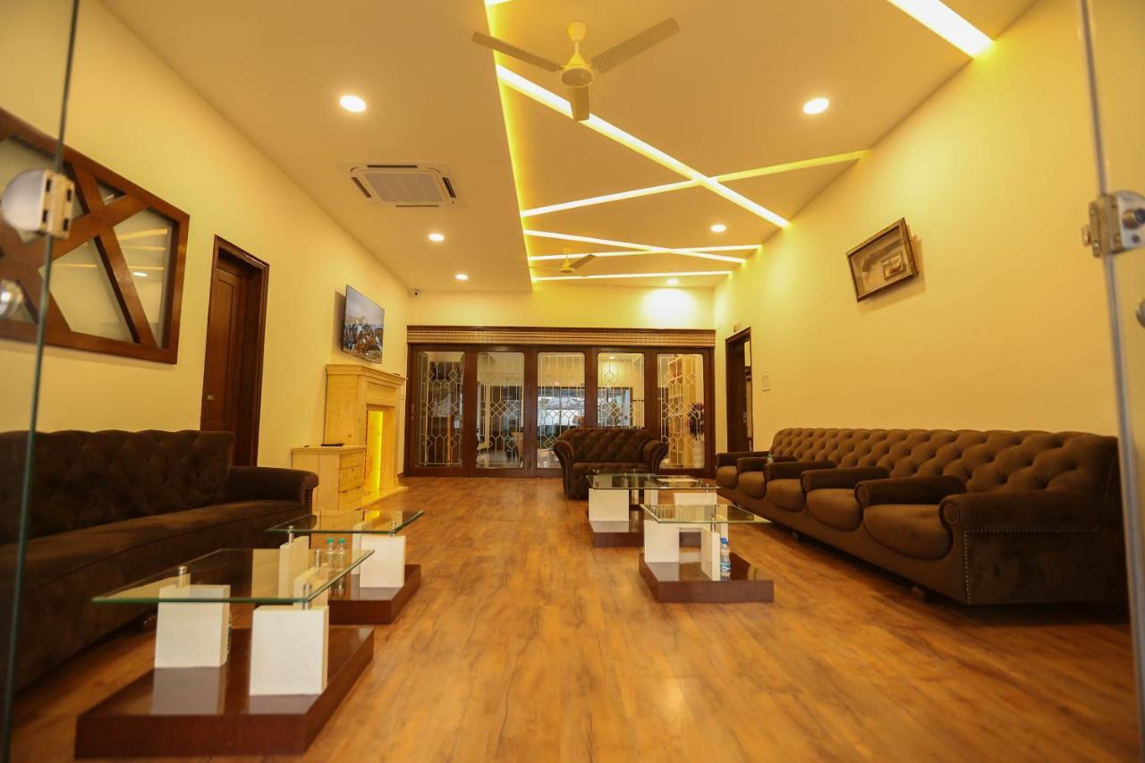 Housewood Villas Hotel
