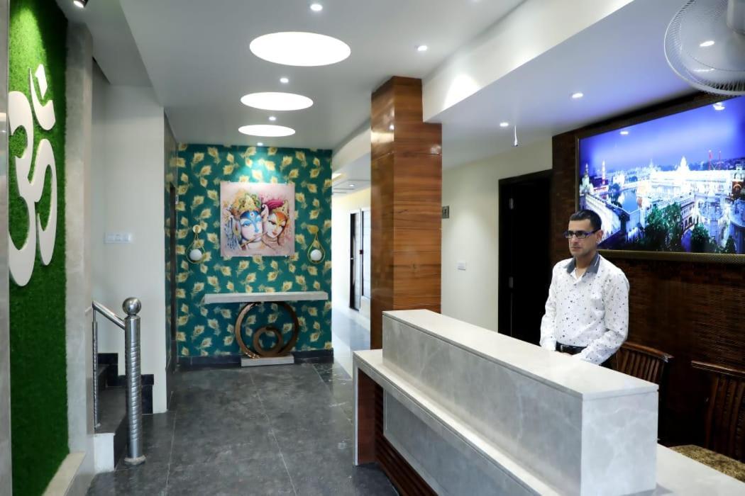 Hotel Royal Villa II By Shrigo Hotels 4*