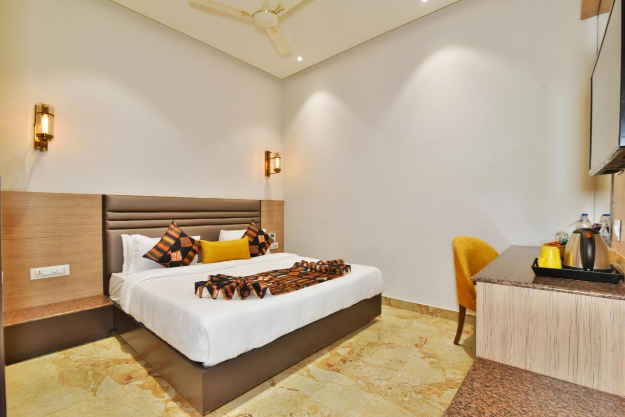 Infa - 400m From Golden Temple Hotel 3*