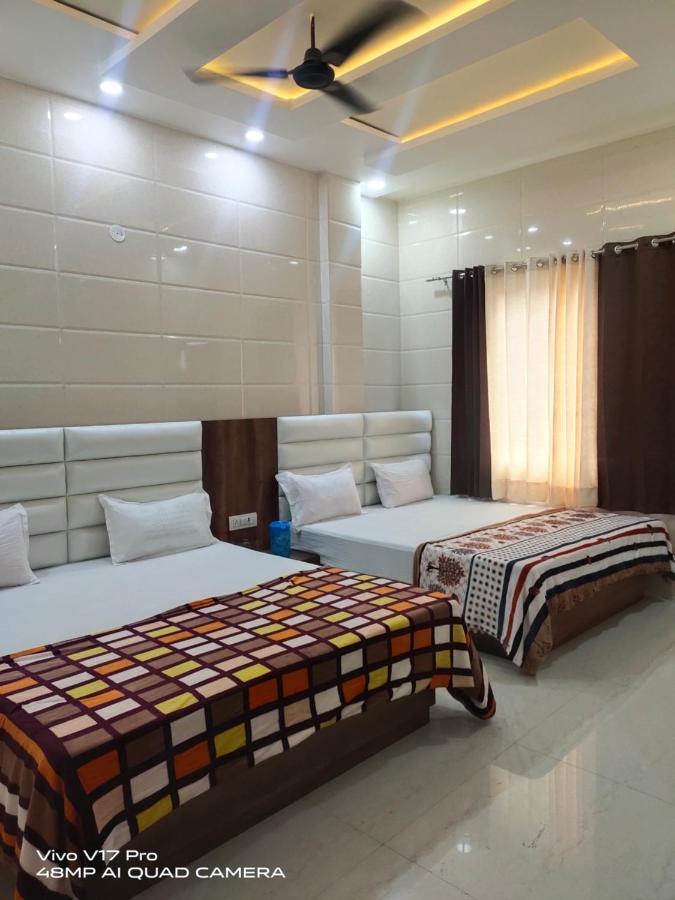 Hotel Raj Tirath Niwas Amritsar