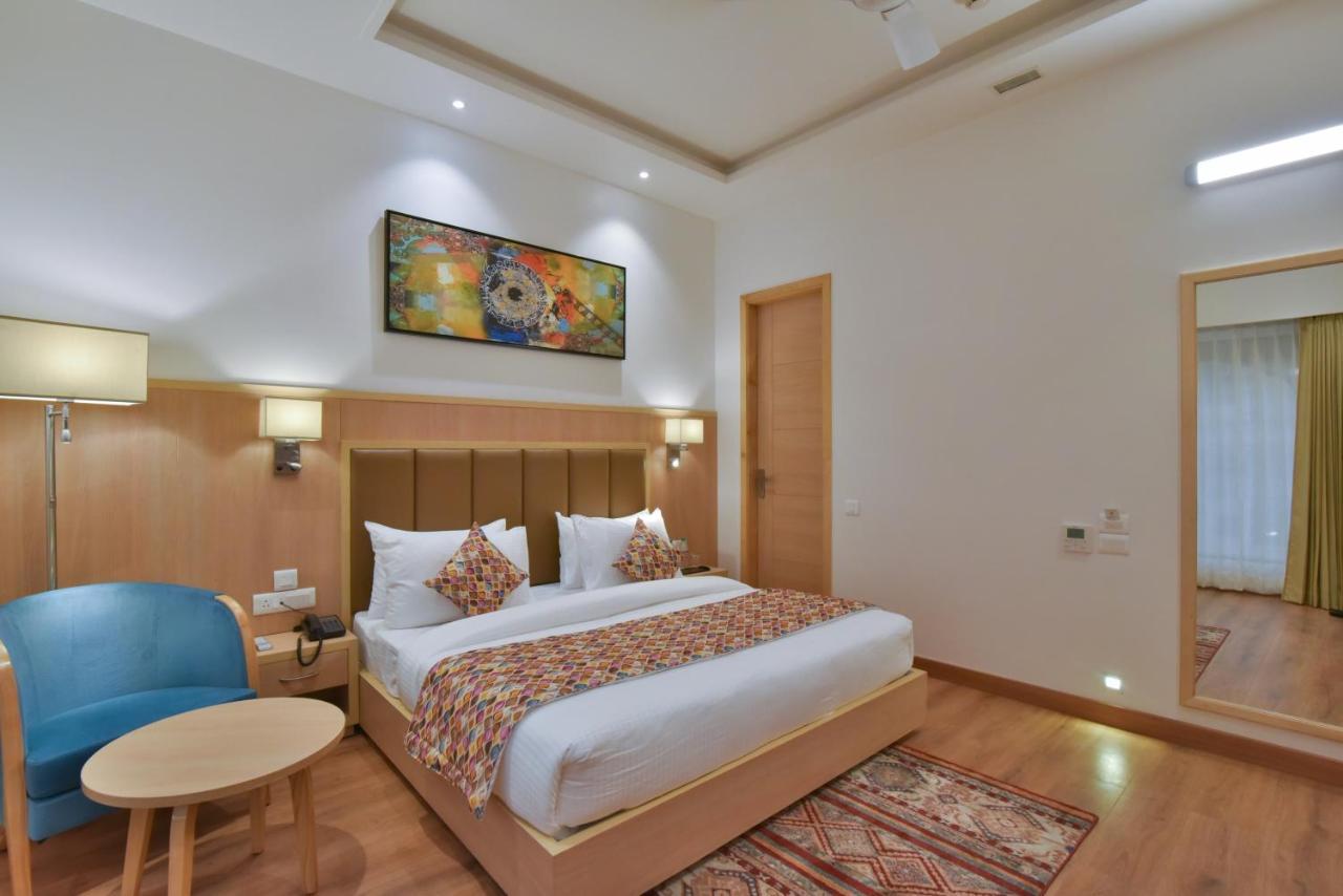 Surestay By Western Heritage Walk 4*