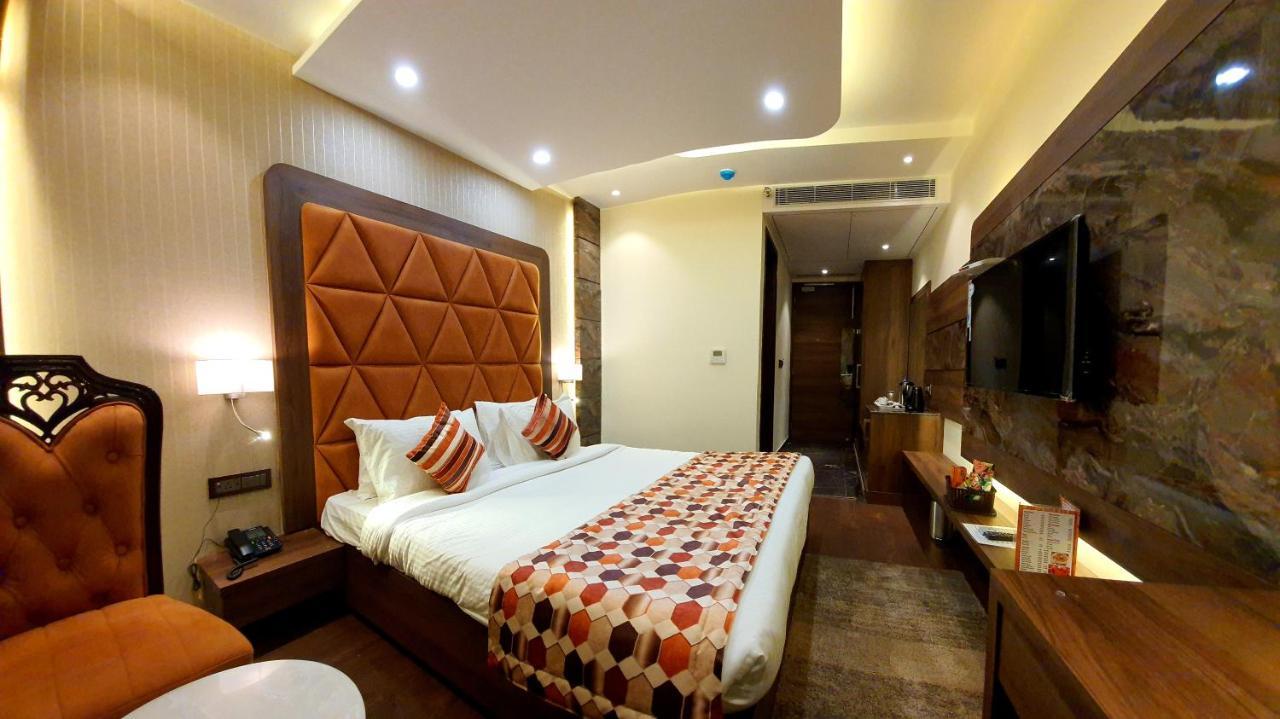 Makhan Residency Hotel Amritsar