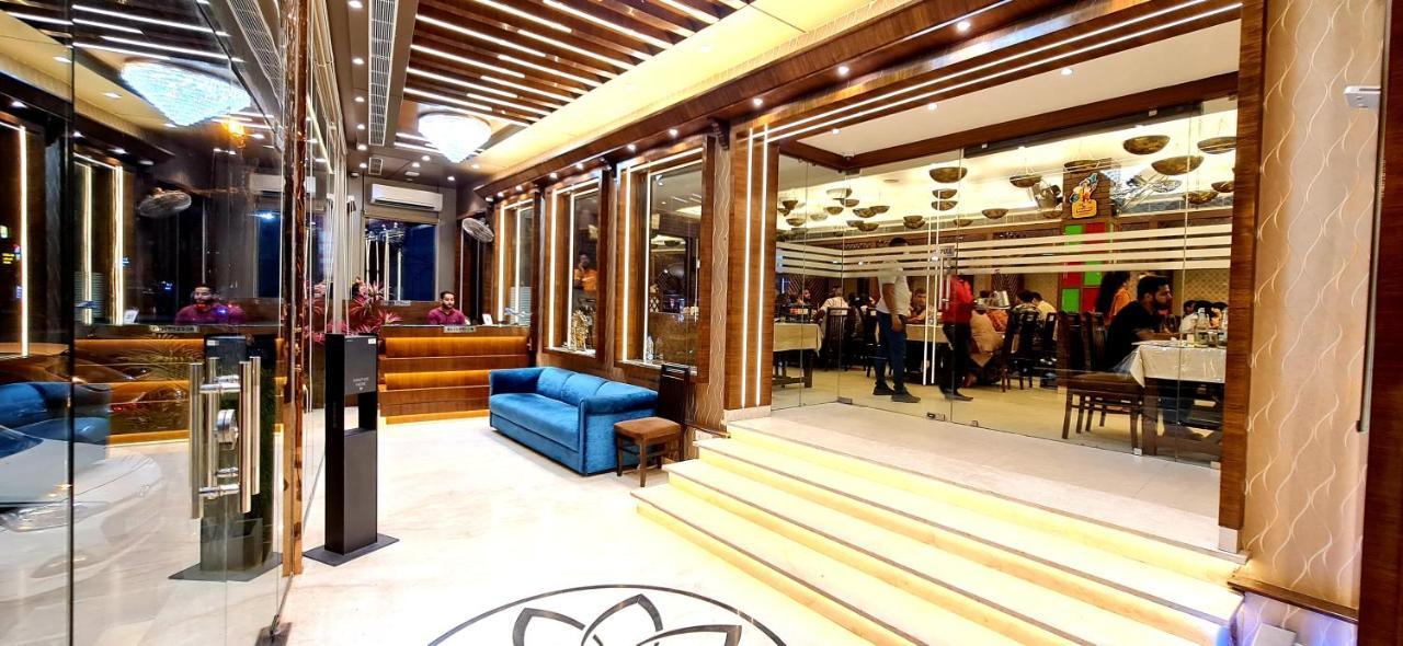 Hotel Makhan Residency