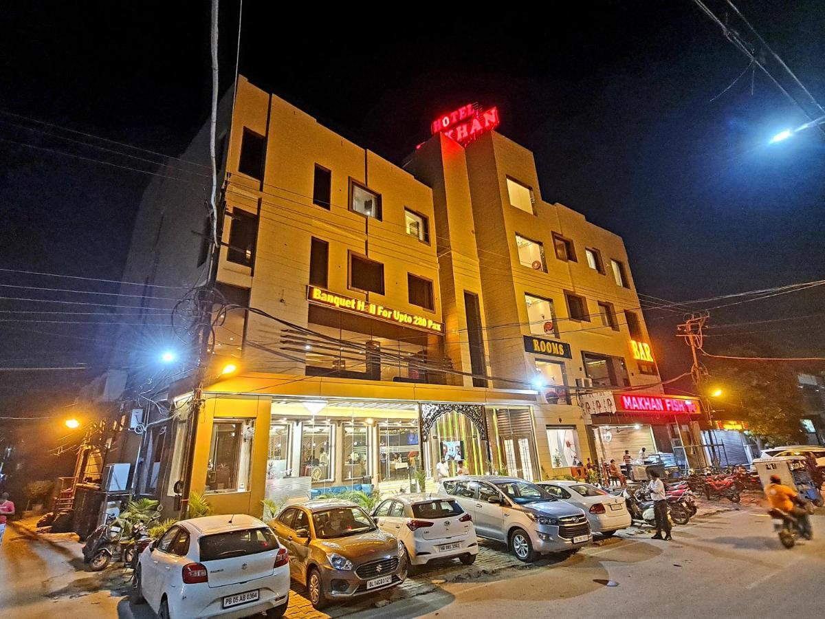 Hotel Makhan Residency