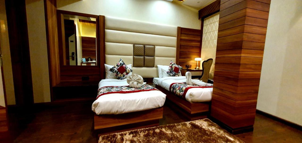 Makhan Residency