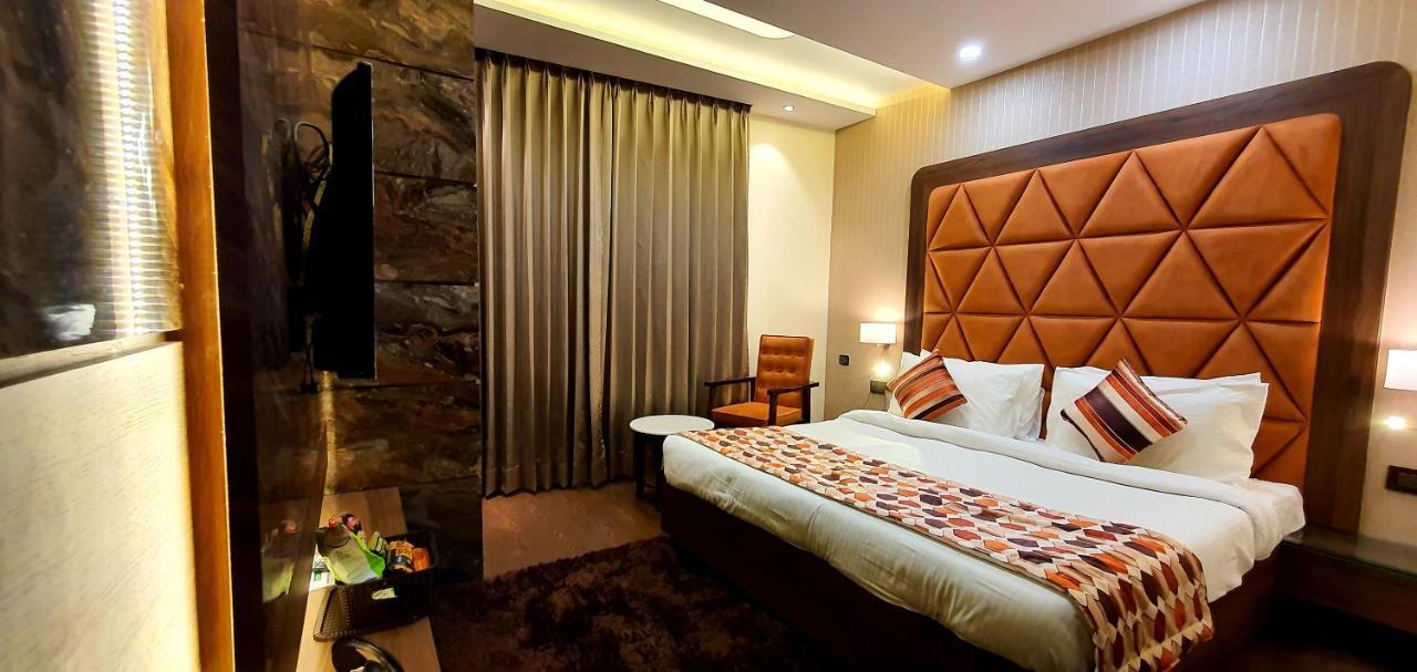 Makhan Residency Hotel Amritsar