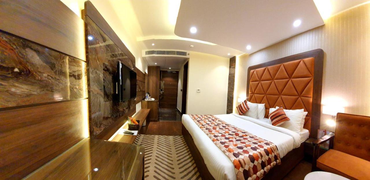 Makhan Residency Hotel Amritsar