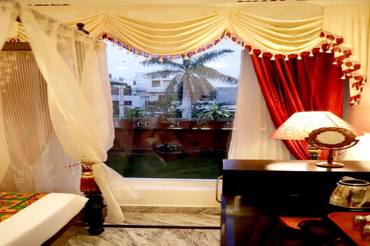 Hotel Ganesha Palace 4*