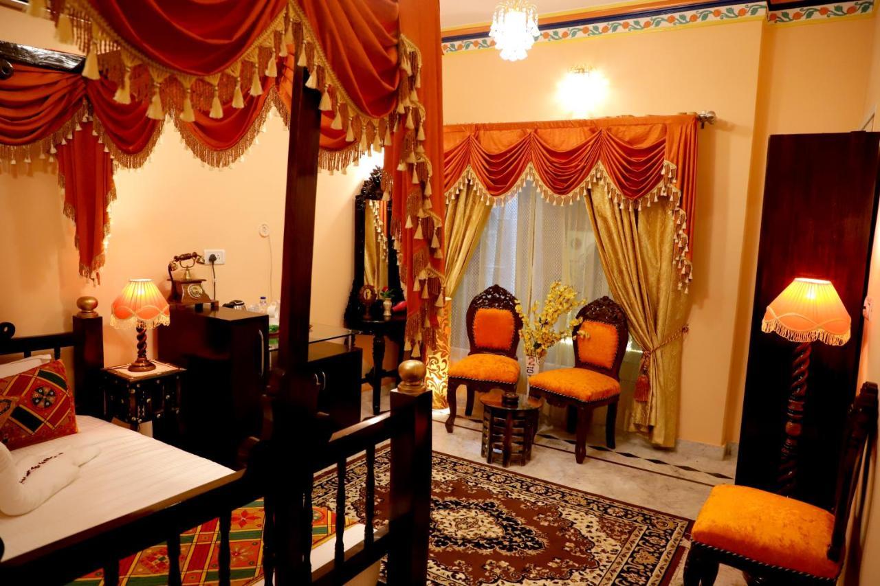 Hotel Ganesha Palace 4*